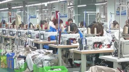 厉害了!汉中这个社区工厂生产的户外服装卖到了国外!